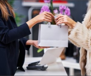 日本長崎/沖繩 - 免稅店翻譯導(dǎo)購 正社員